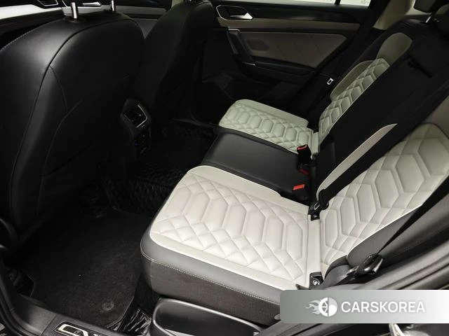 Volkswagen Tanyue 2024 Черный из Китая