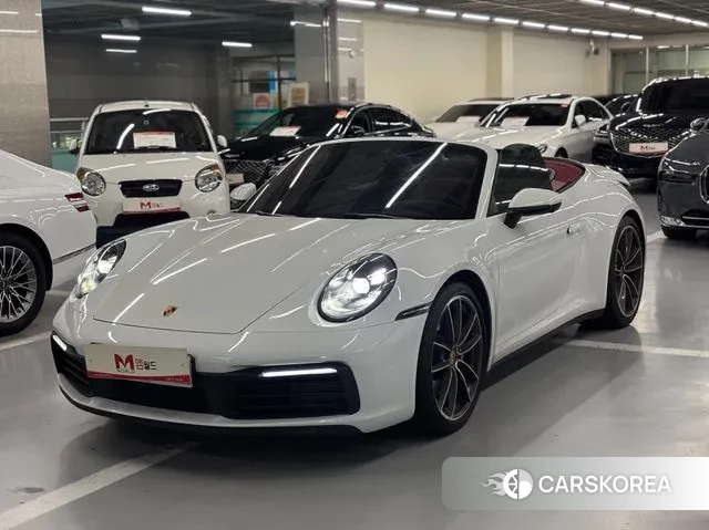 Porsche 911(992) 2021 Белый из Кореи