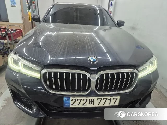 BMW 5 Series (G30) 2020 Черный из Кореи