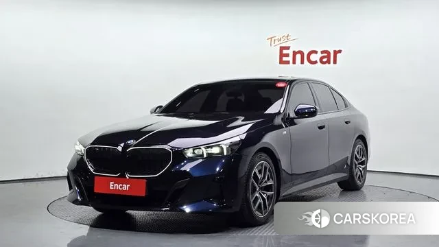 BMW 5 Series (G60) 2024 Синий из Кореи