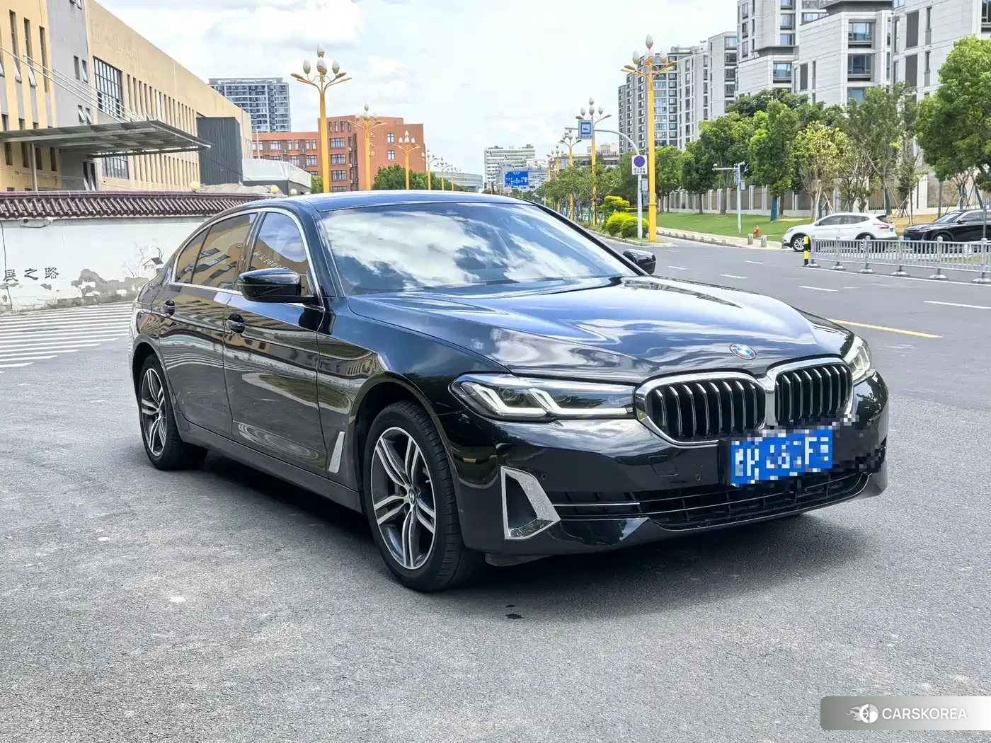 BMW 5 series 2022 Черный из Китая