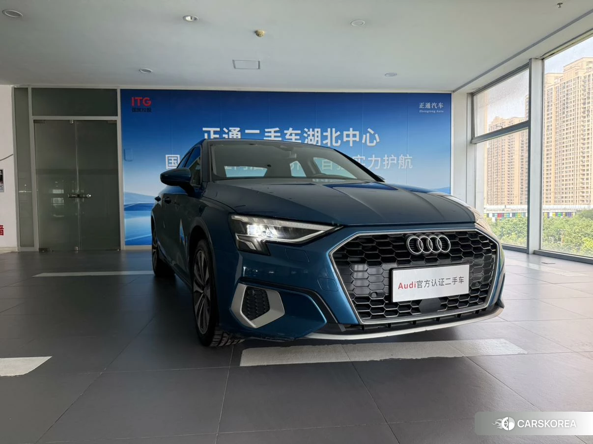 Audi A3 2021 Синий из Китая