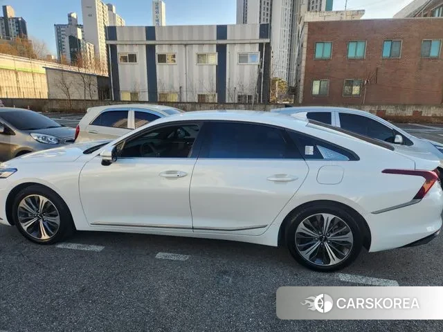 Kia K8 Hybrid 2021 Белый из Кореи