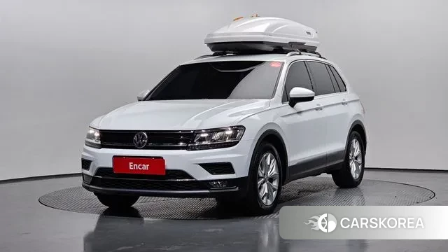 Volkswagen Tiguan second Generation 2020 Белый из Кореи