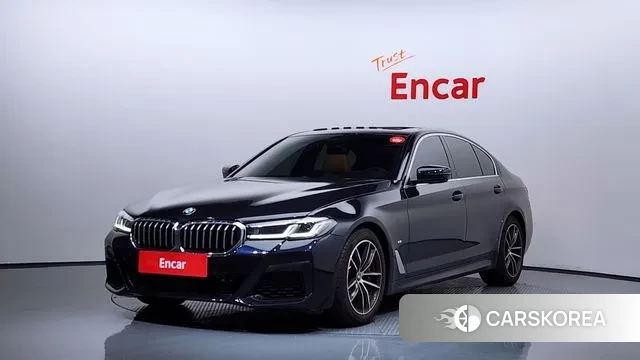 BMW 5 Series (G30) 2023 Черный из Кореи