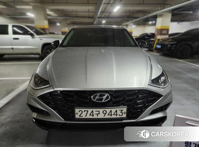Hyundai Sonata (DN8) 2020 Серебристо-серый из Кореи