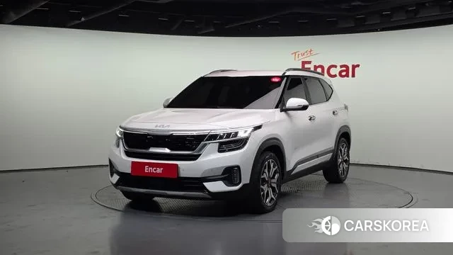 Kia Seltos 2022 Белый из Кореи