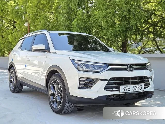 Ssangyong Beautiful Korando 2019 Белый из Кореи