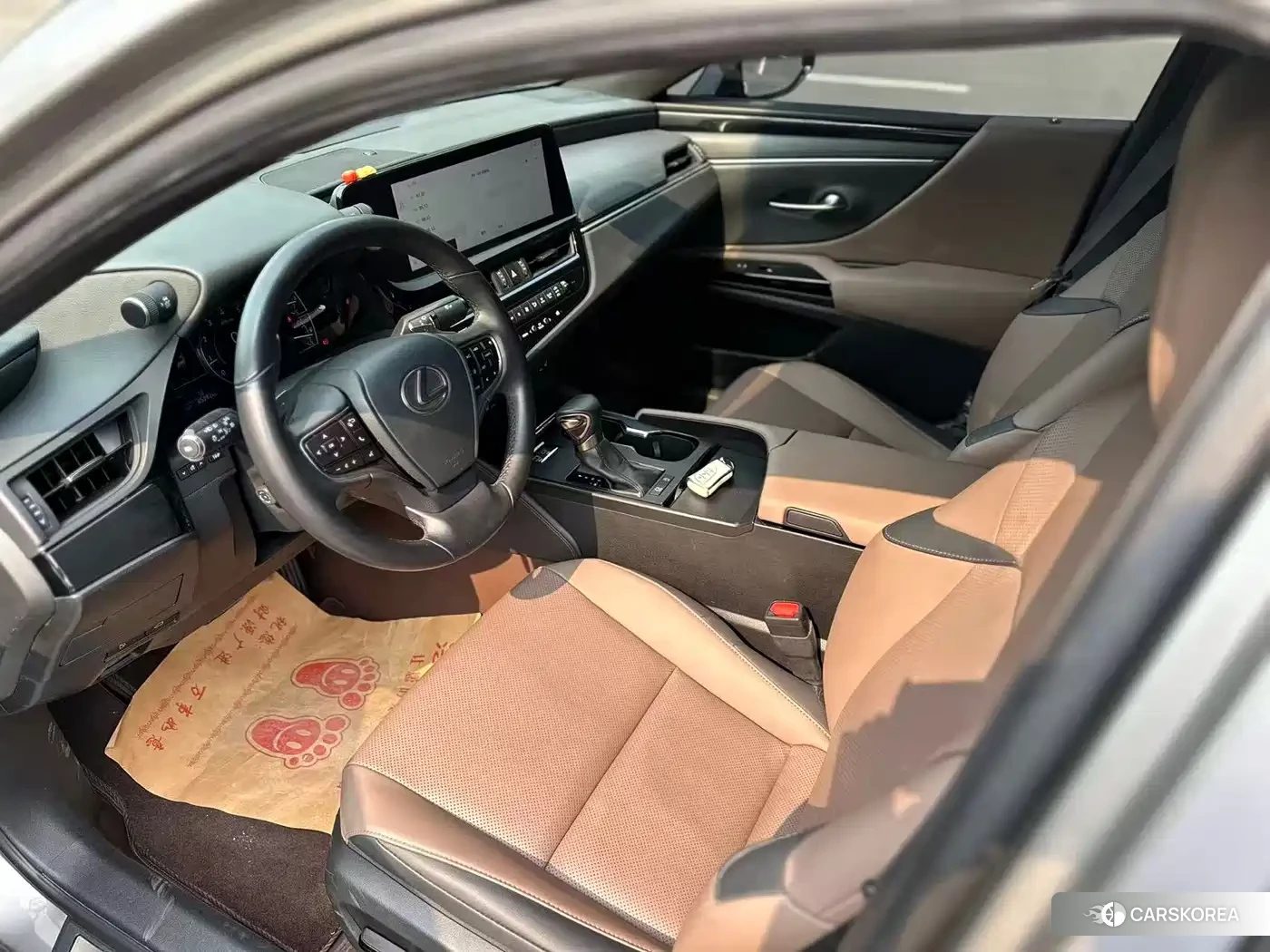 Lexus ES 2022 Champagne/brown из Китая