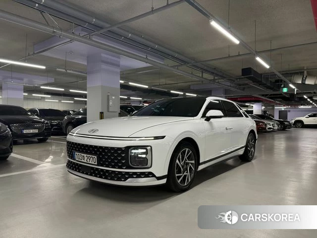 Hyundai Grandeur Hybrid (GN7) 2023 Белый из Кореи