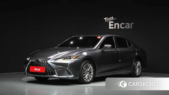 Lexus ES300h 7th generation 2023 Серый из Кореи