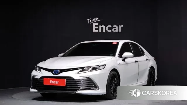 Toyota Camry (XV70) 2022 Белый из Кореи