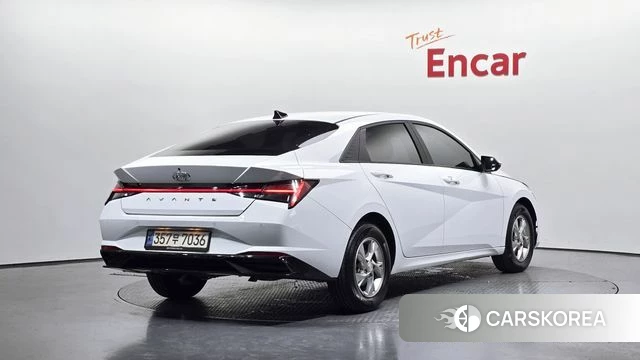Hyundai Avante (CN7) 2022 Белый из Кореи