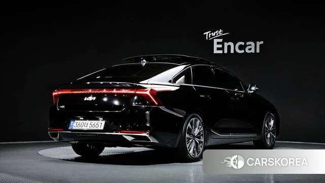 Kia K8 2022 Черный из Кореи