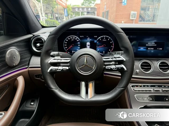Mercedes-Benz E-class 2022 Черный из Китая