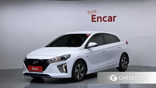 Hyundai Ionic Hybrid 2018 Белый из Кореи