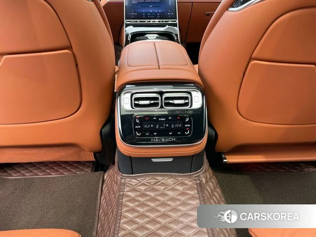 Mercedes-Benz Maybach S-class 2024 Черный из Китая