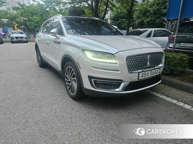 Lincoln Nautilus First generation 2019 Белый из Кореи