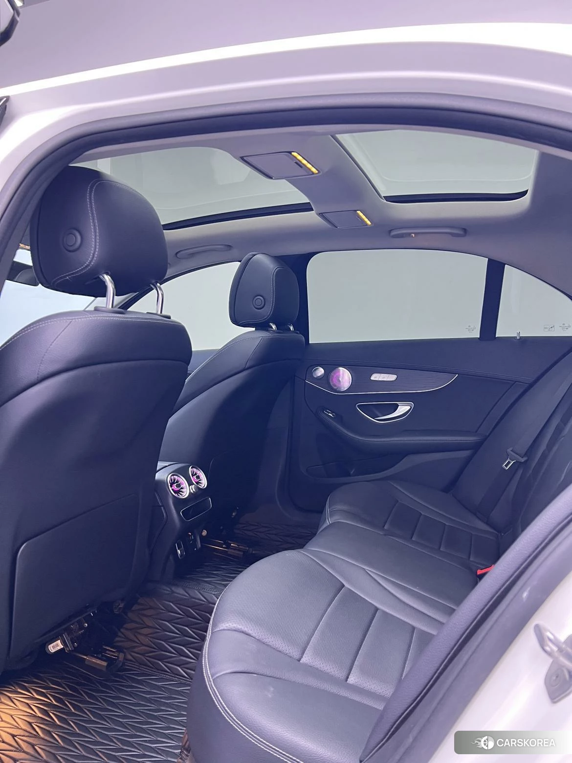 Mercedes-Benz Class C 2020 Белый из Китая