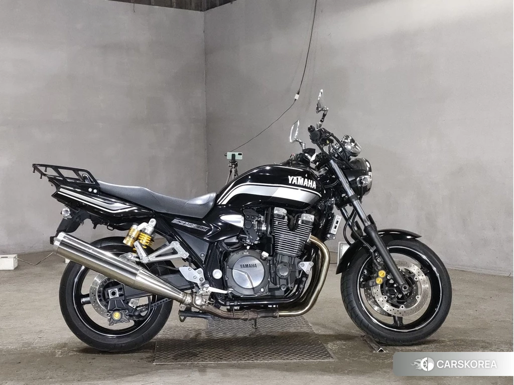 Проданный Yamaha XJR 1300 id 4159439 из Японии