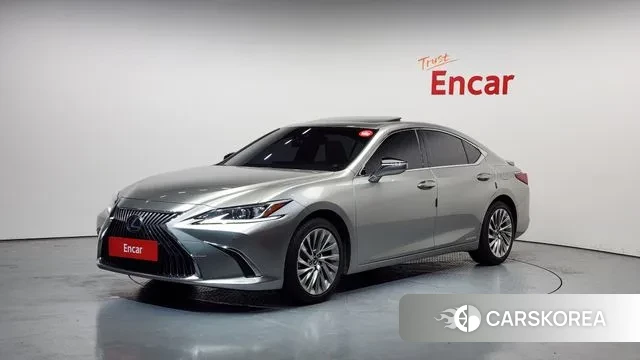 Lexus ES300h 7th generation 2020 Серебристо-серый из Кореи