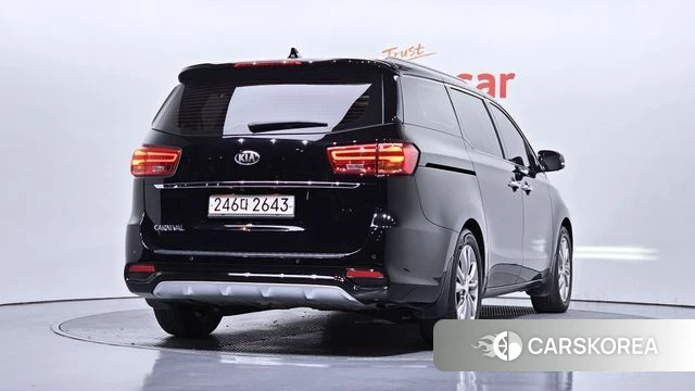 Kia The New Carnival 2019 Черный из Кореи