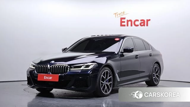 BMW 5 Series (G30) 2022 Черный из Кореи