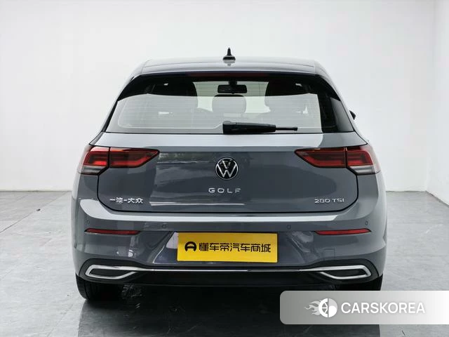 Volkswagen Golf 2022 Темно-серый из Китая