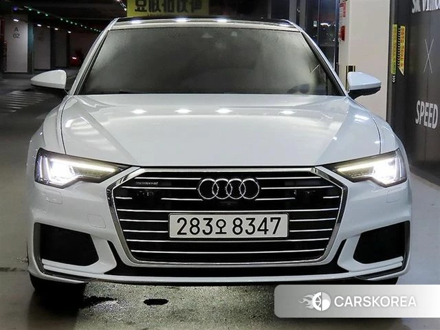 Audi A6 (C8) 2022 Белый из Кореи