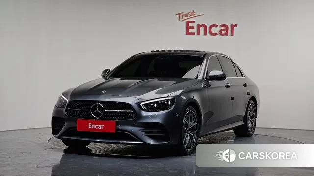 Mercedes-Benz E-Class W213 2022 Серый из Кореи