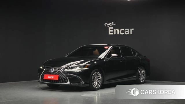 Lexus ES300h 7th generation 2022 Серый из Кореи