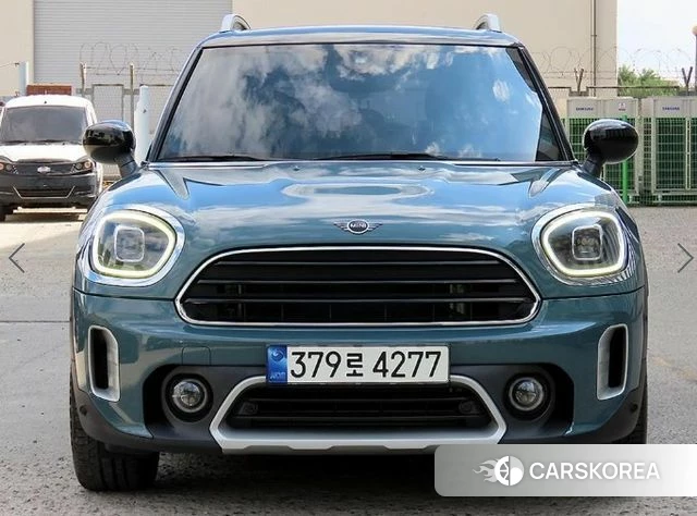 Mini Cooper Countryman 2023 Зеленый из Кореи
