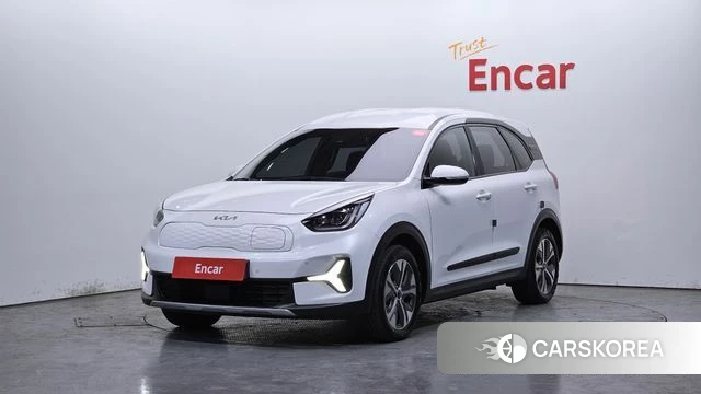 Kia Niro Plus 2022 Белый из Кореи
