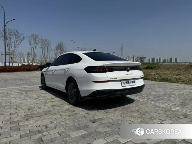Volkswagen Lingdu 2023 Белый из Китая