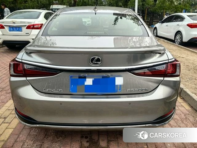 Lexus ES 2023 Другой из Китая