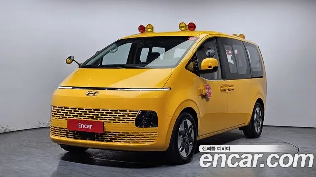 Hyundai Staria 2021 Желтый из Кореи