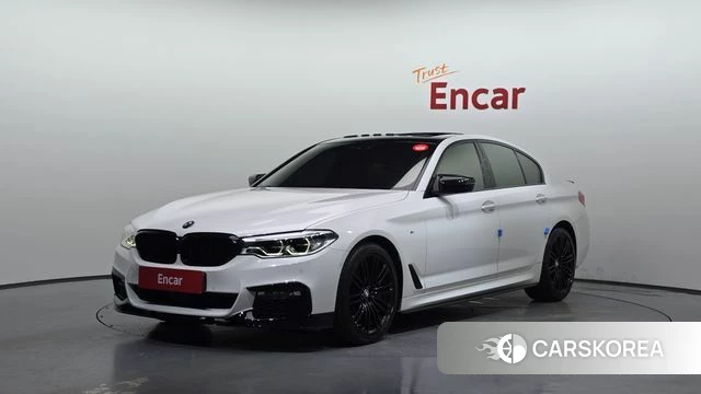 BMW 5 Series (G30) 2018 Белый из Кореи