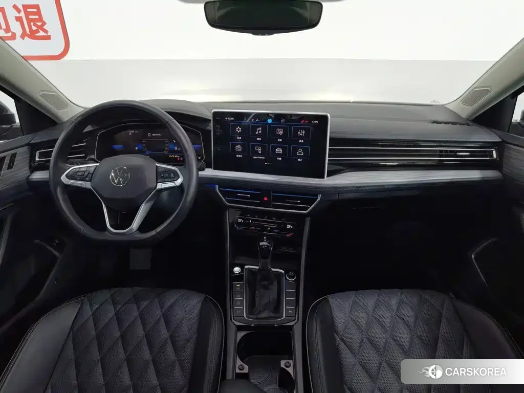 Volkswagen Sagitar 2022 Silver/gray из Китая