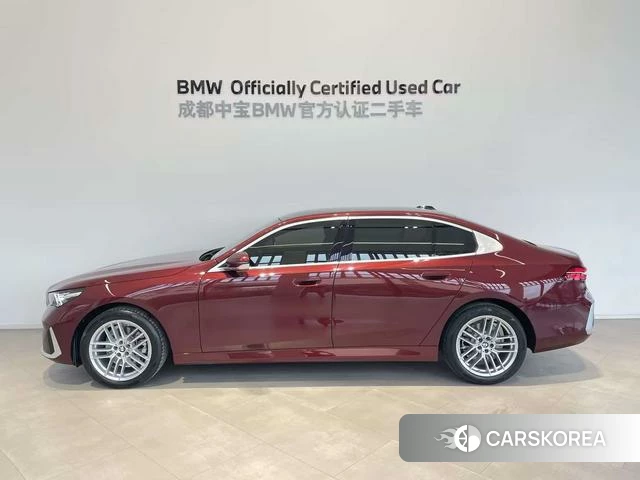 BMW 5 series 2025 Красный из Китая