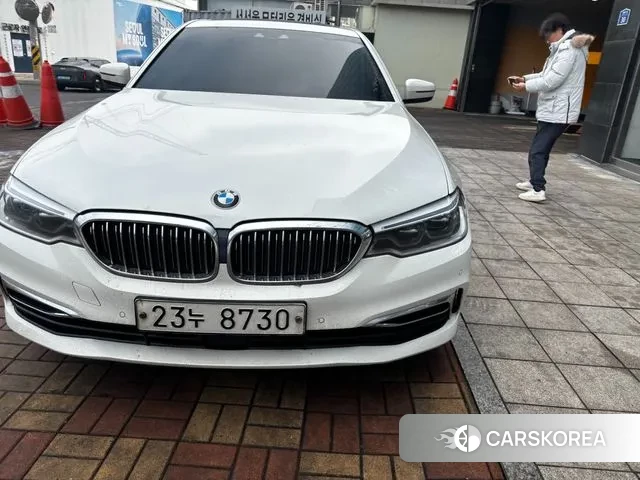 BMW 5 Series (G30) 2019 Белый из Кореи