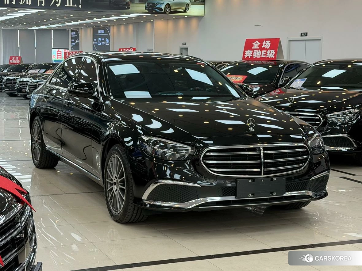 Mercedes-Benz E-class 2021 Черный из Китая