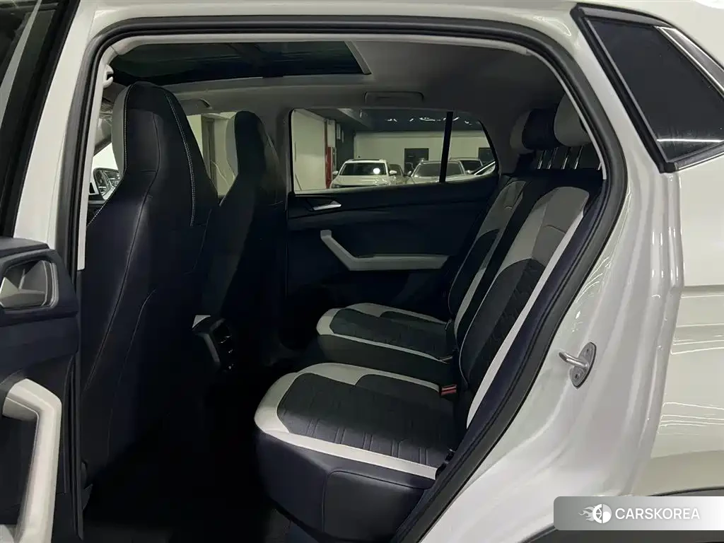 Volkswagen Tharu 2025 Белый из Китая