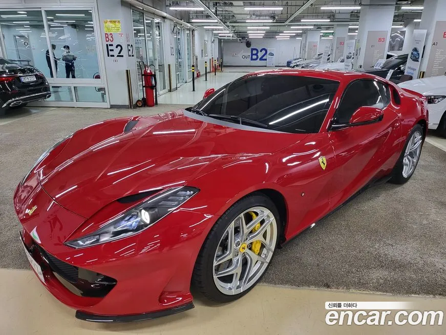 Ferrari 812 Superfast 2019 Красный из Кореи