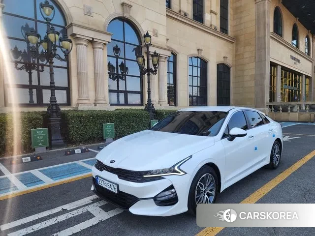 Kia K5 3rd generation 2021 Белый из Кореи