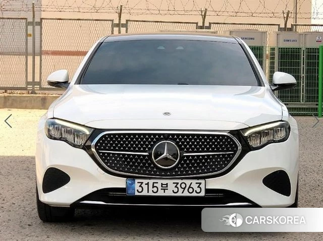 Mercedes-Benz E-Class W214 2024 Белый из Кореи