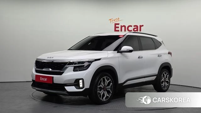 Kia Seltos 2022 Белый из Кореи
