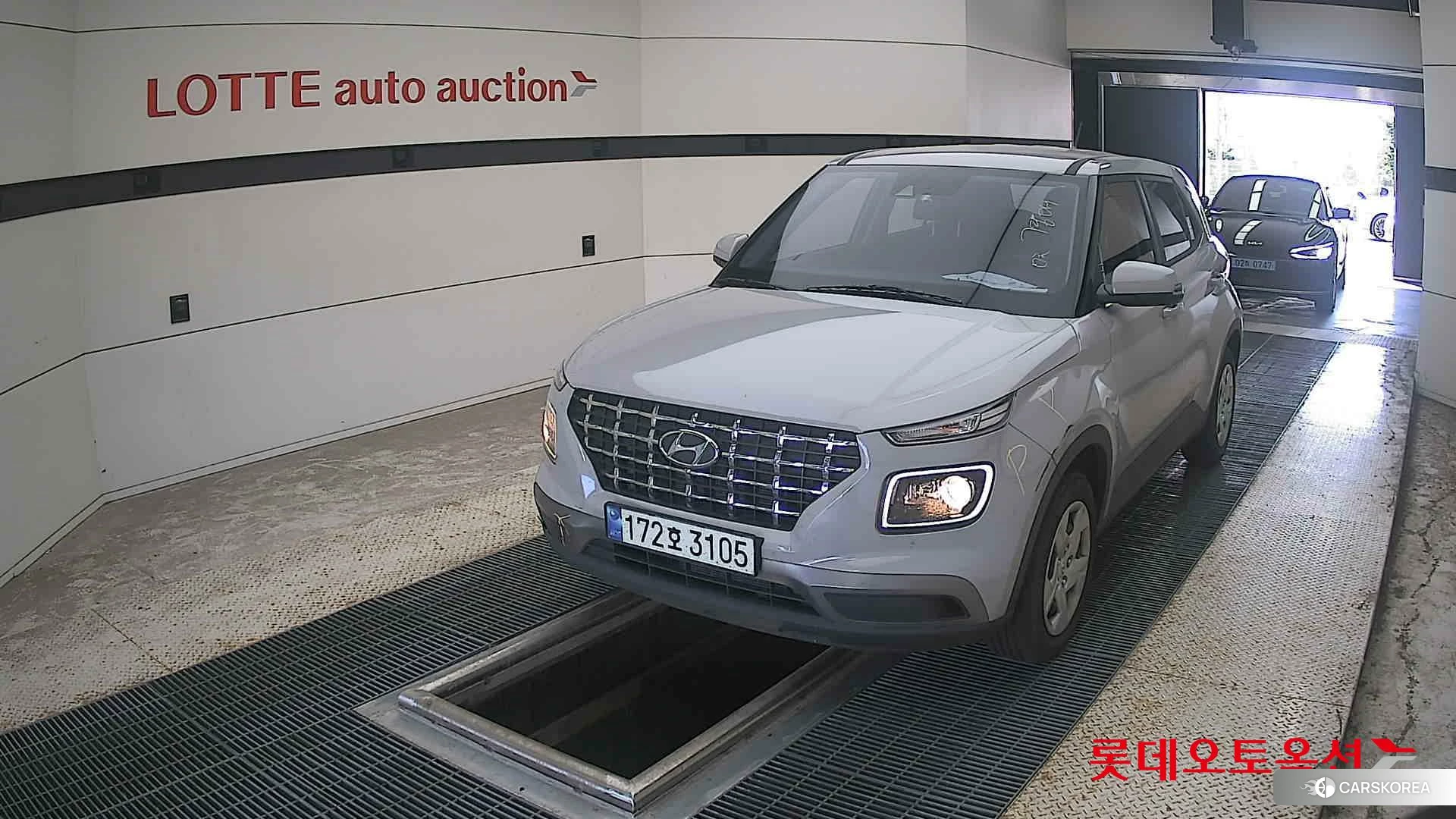 Hyundai Venue 2022 Cyber Grey Metallic из Кореи