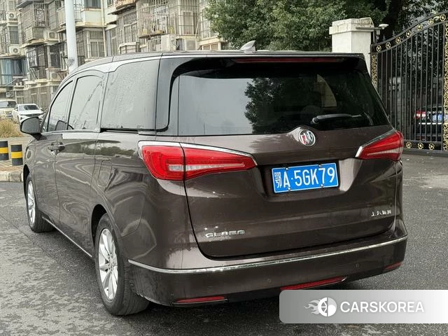 Buick GL8 2018 Коричневый из Китая