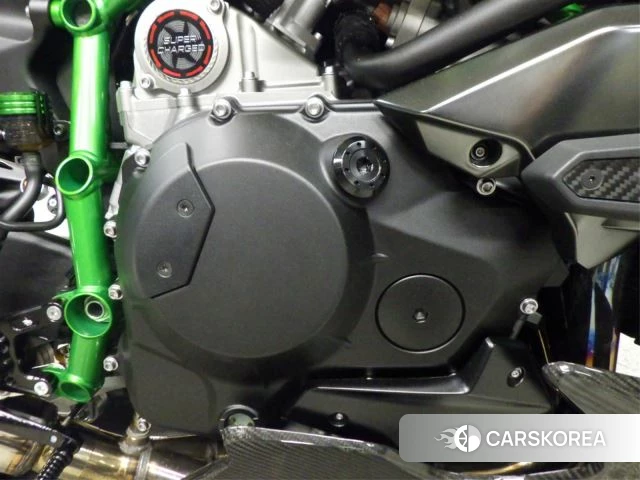 Engine photo