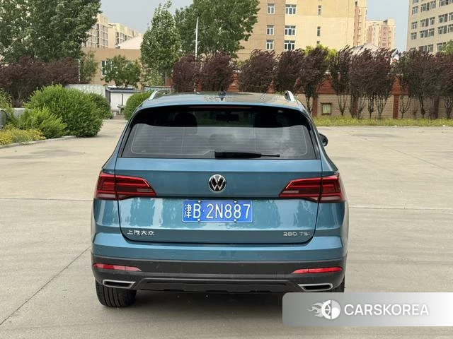 Volkswagen Tuyue 2021 Синий из Китая